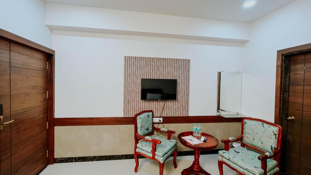 Hotel Tirth By Sonu'S Ujjain Exterior photo