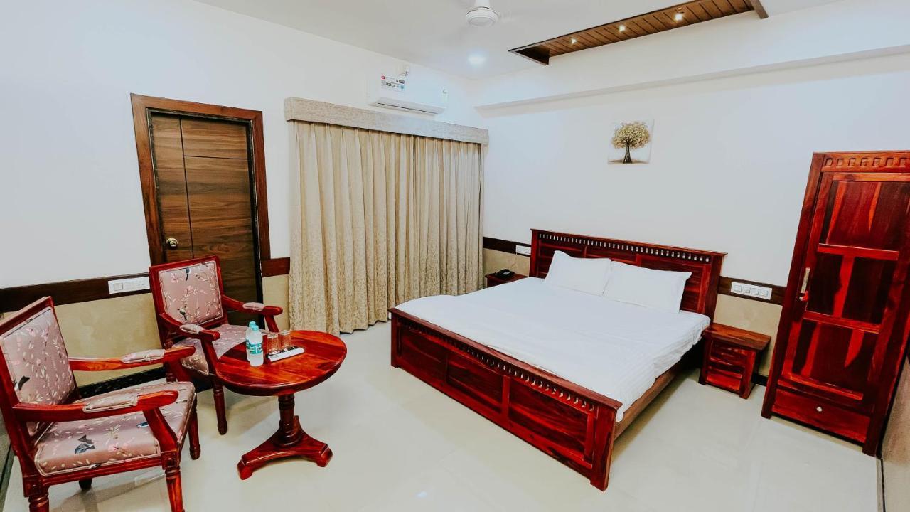 Hotel Tirth By Sonu'S Ujjain Exterior photo