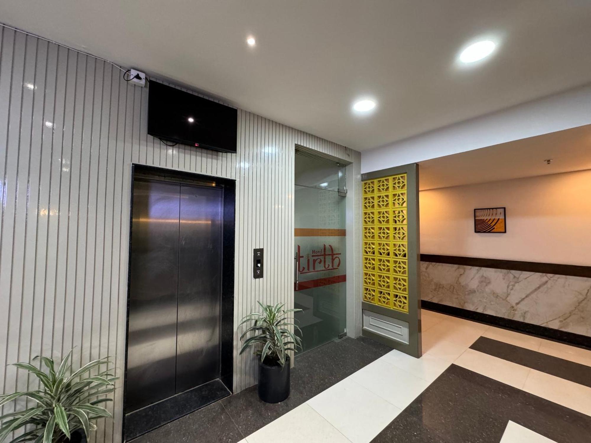 Hotel Tirth By Sonu'S Ujjain Exterior photo